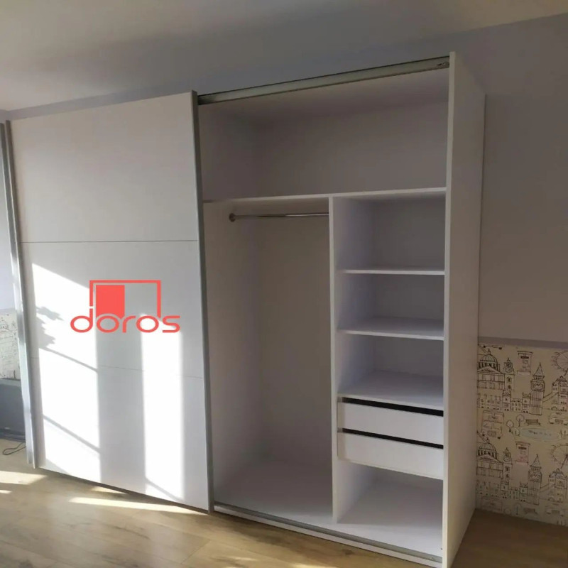Шафа купе Doros G-Caiser Білий 2 ДСП / 3 частини 220х60х240 (42003007)